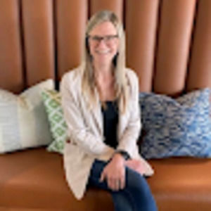 Meet your Posher, Anna